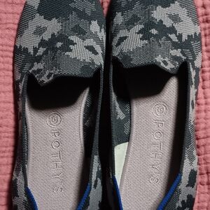 Rothy's Loafer Retired Grey Botanicamo in US 12